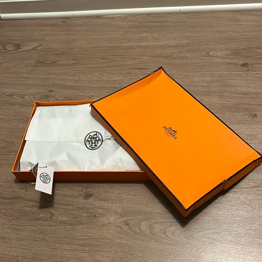 Hermes Shawl - CARRE TWILL LA DANSE DES AMAZONES, GB/BLUE ROY/GOLD/CREM